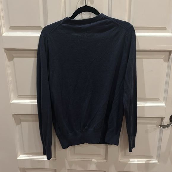 Banana Republic men’s sweater - Picture 2 of 4